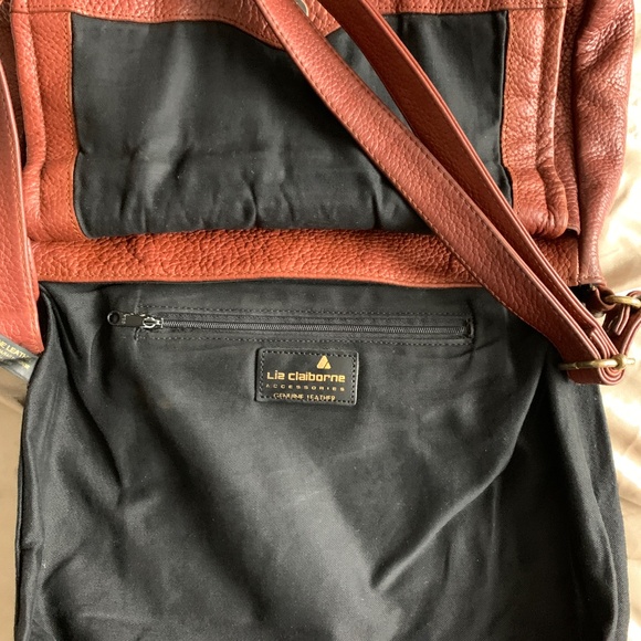 Great Deal Liz Claiborne Choco-Brown Premium Leather Handbag –Timeless & Elegant - Picture 10 of 11